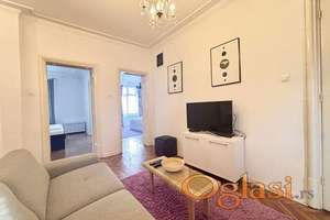 Izdavanje salonskog četvorosobnog stana Obilićev venac, 91m2